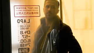 11. Бегущий по лезвию 2049 (2017)
