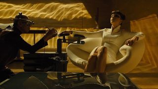 113. Бегущий по лезвию 2049 (2017)