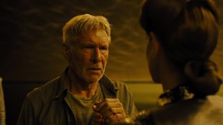 136. Бегущий по лезвию 2049 (2017)