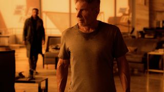2. Бегущий по лезвию 2049 (2017)