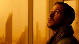 44. Бегущий по лезвию 2049 (2017)