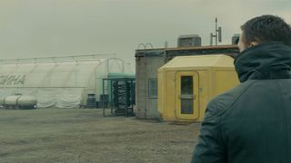 60. Бегущий по лезвию 2049 (2017)