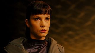 61. Бегущий по лезвию 2049 (2017)