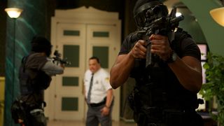 43. Липучка (2011)