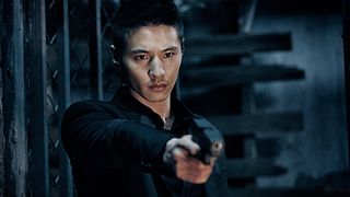 28. Человек из ниоткуда (2010)