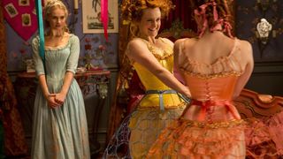 14. Золушка (2015)