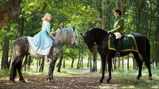 16. Золушка (2015)