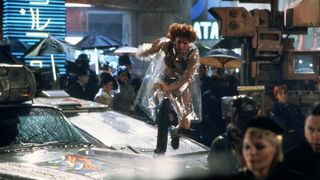 70. Бегущий по лезвию (1982)