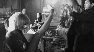 82. Бегущий по лезвию (1982)