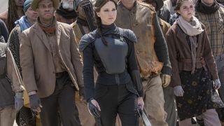 26. Голодные игры: Сойка-пересмешница. Часть II (2015)