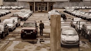 74. Босиком по мостовой (2005)