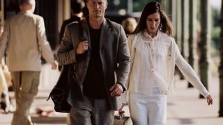 97. Босиком по мостовой (2005)