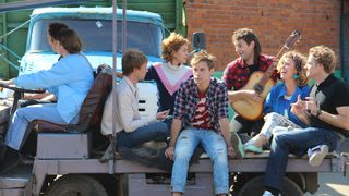 5. Овечка Долли была злая и рано умерла (2015)
