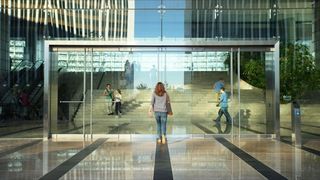 47. Сфера (2017)