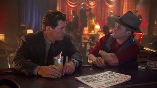 36. Охотники на гангстеров (2013)