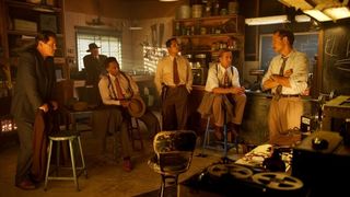 42. Охотники на гангстеров (2013)