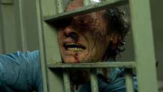 8. Безумцы (2010)