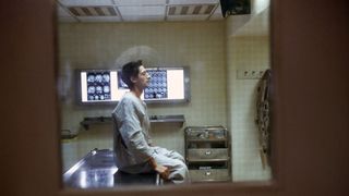 6. Пиджак (2004)