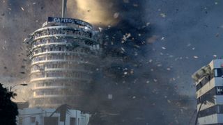 37. Послезавтра (2004)