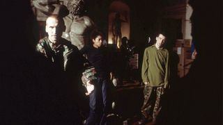 86. 28 дней спустя (2002)