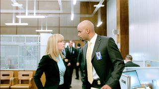 4. Суррогаты (2009)