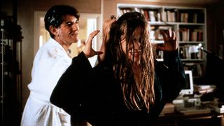 21. Горькая луна (1992)