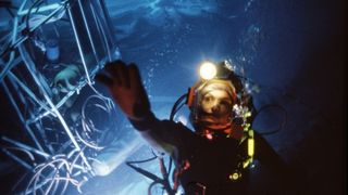 13. Бездна (1989)