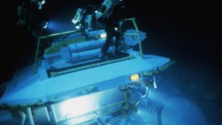 40. Бездна (1989)