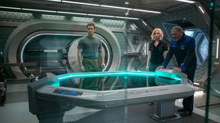 10. Пассажиры (2016)