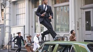 10. Люди в черном 3 (2012)