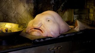 44. Люди в черном 3 (2012)