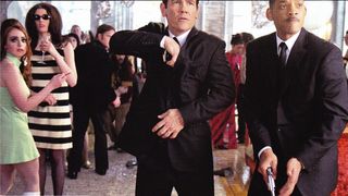 57. Люди в черном 3 (2012)