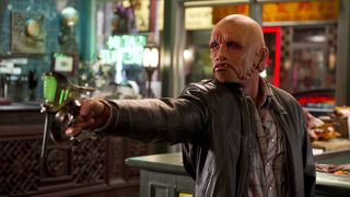 6. Люди в черном 3 (2012)