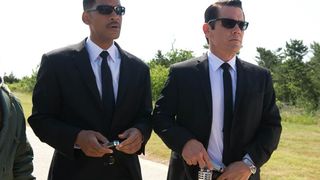 63. Люди в черном 3 (2012)