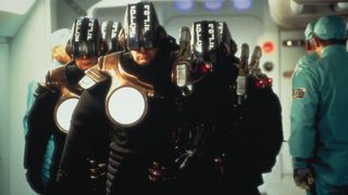 12. Пятый элемент (1997)