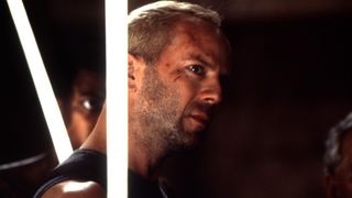 25. Пятый элемент (1997)