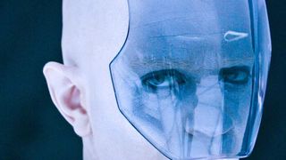 58. Трон: Наследие (2010)