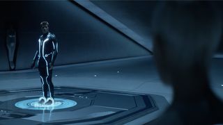 68. Трон: Наследие (2010)