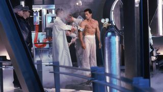 16. Разрушитель (1993)