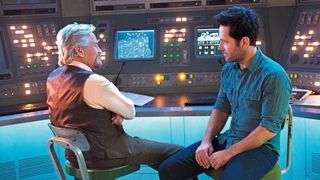 12. Человек-муравей (2015)