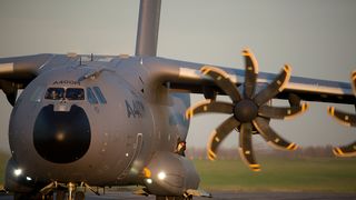 13. Миссия невыполнима: Племя изгоев (2015)