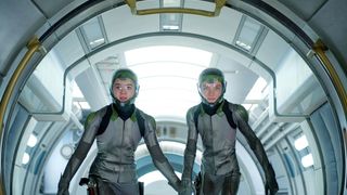 7. Игра Эндера (2013)