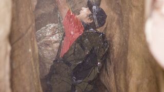 35. 127 часов (2010)