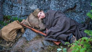 20. А зори здесь тихие... (2015)