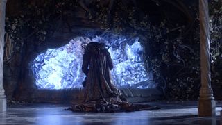 10. Красавица и чудовище (2014)