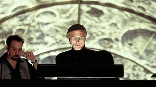 18. Шоу Трумана (1998)