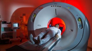 6. 8 лучших свиданий (2016)