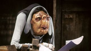 19. Автостопом по галактике (2005)