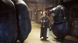 33. Автостопом по галактике (2005)