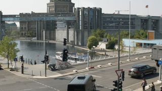 141. Первый мститель: Противостояние (2016)